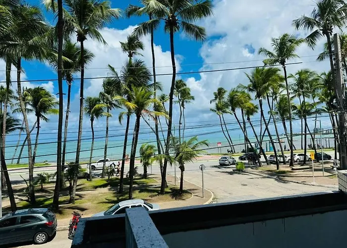 Beira-Mar Na Praia De Ponta Verde Com Garagem, Wi-Fi - Apto 204